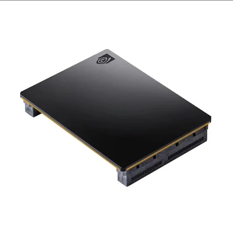 Perché Nvidia NVLink Bridge è essenziale per l'elaborazione ad alte prestazioni?